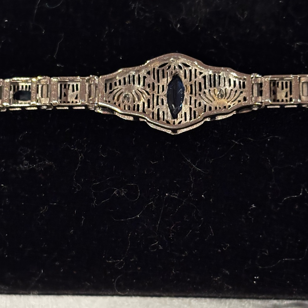 š„Elegant Antique Sapphire & Diamond Bracelet - Picture 8 of 12